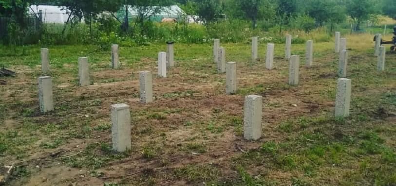 Фундамент на забивных ЖБ сваях